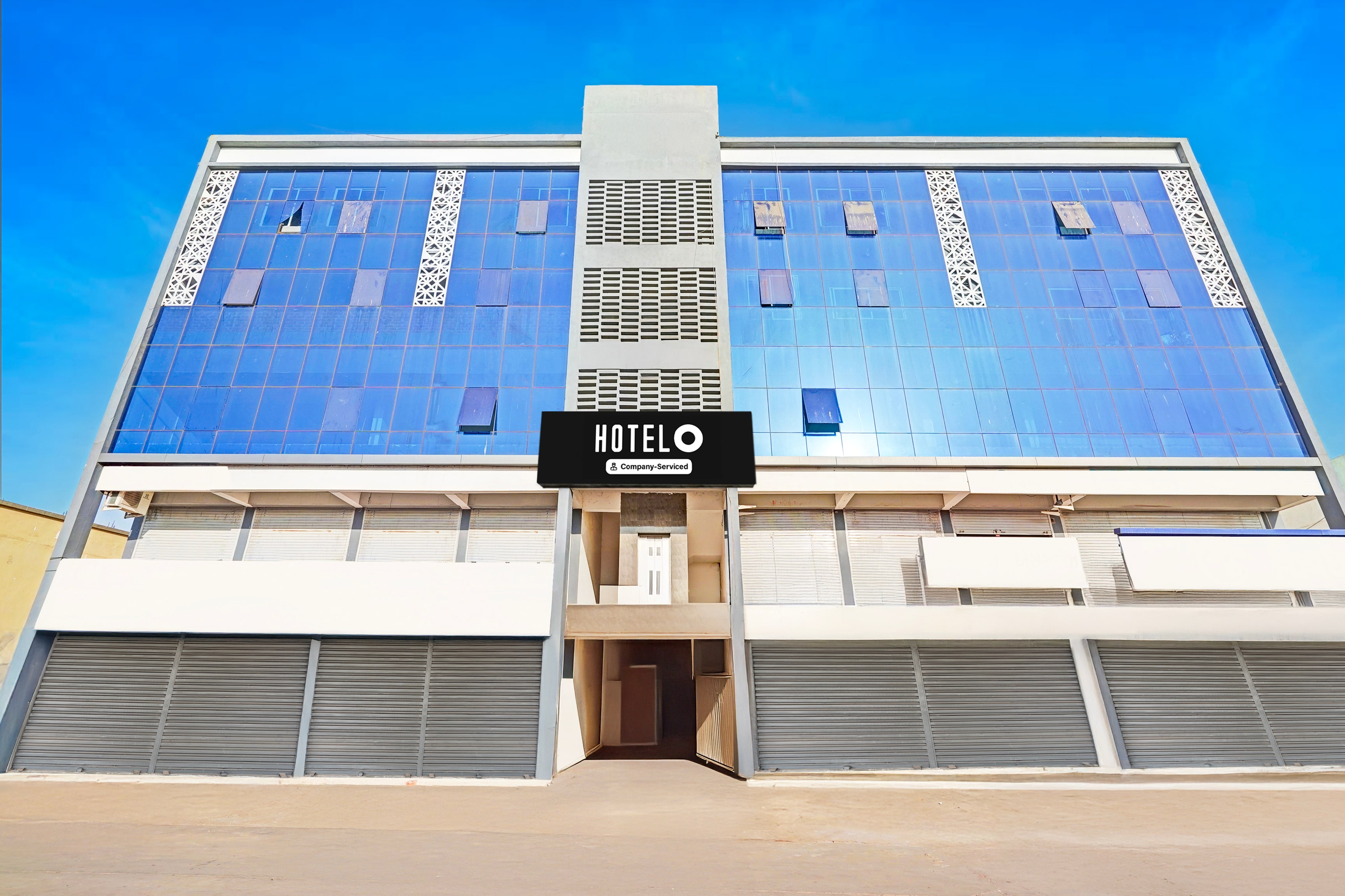 Hotel O Khalikpur Modasa Formerly Hotel Paris - Tap to explore photos