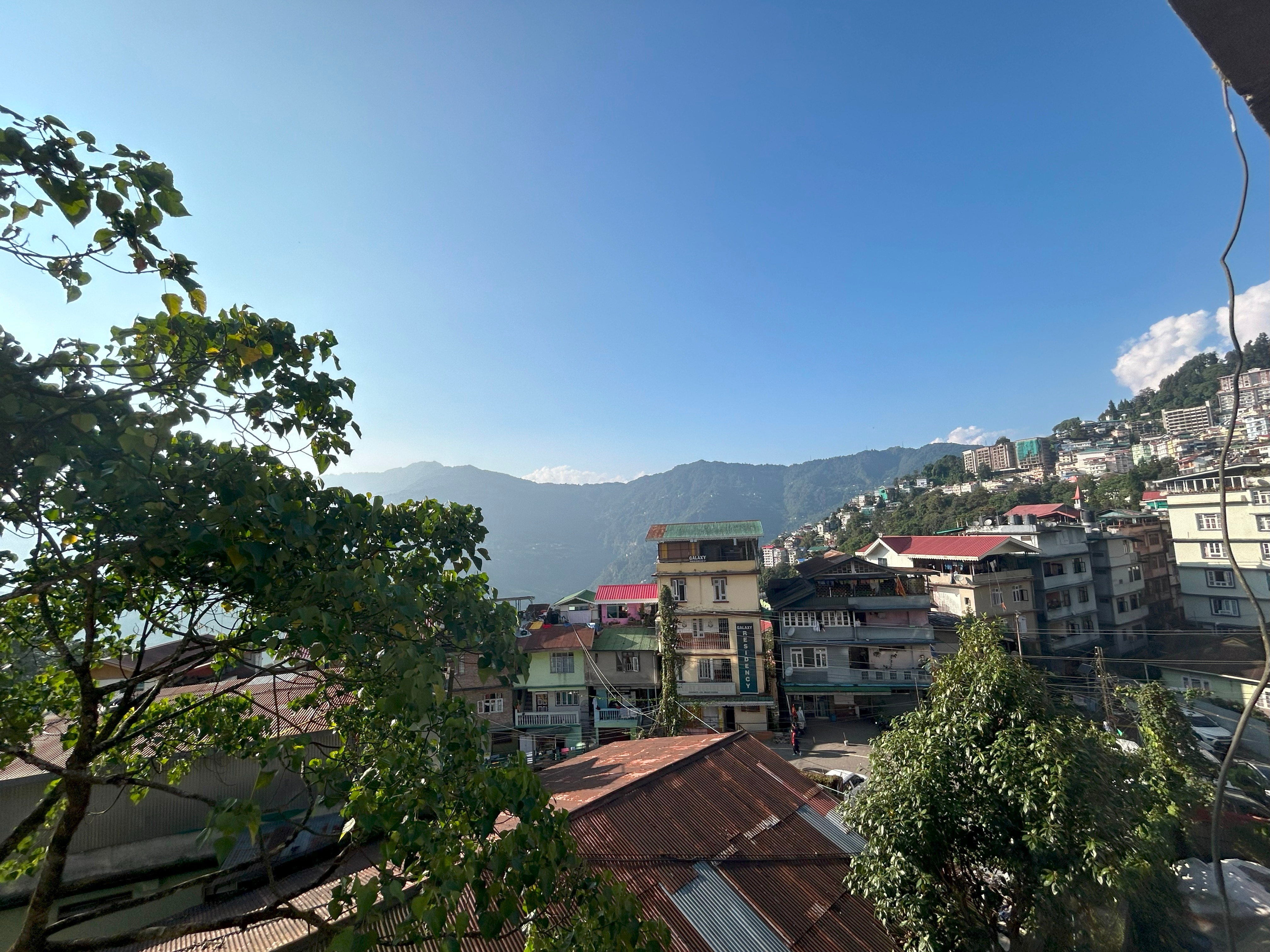 Hotel Ree Ghang - Tap to explore photos