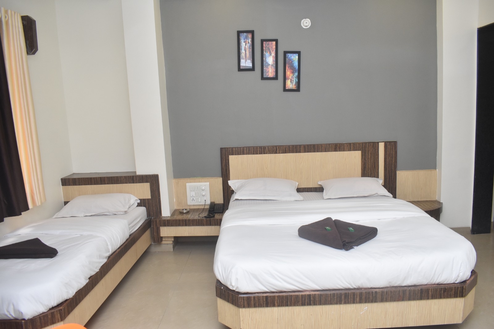 Hotel Sai Vishwkarma 4