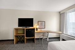 Spark by Hilton Tifton, Tift
