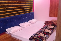 Vanikunj Homestay Near Kainchi Dham, Khatoli