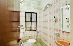 Bathroom 11