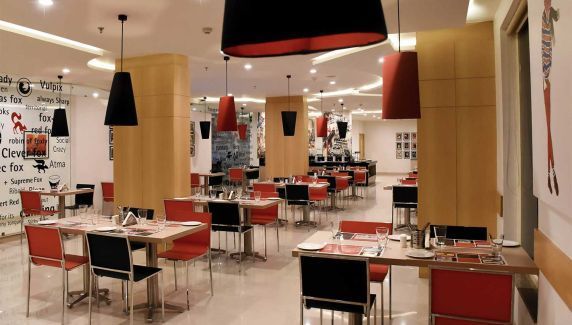 Red Fox Hotel Chandigarh Chandigarh Inr 547 Off 2 9 6 9