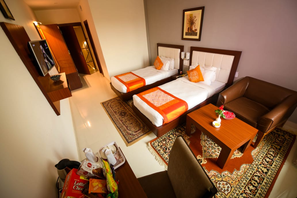 Hotel Suraj Palace - Tap to explore photos
