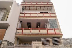 Hotel O Sky Garden, Khanna