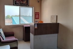 Hotel New Ludhiana, Khuldabad