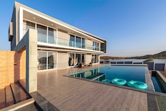 StayVista | Bellissimo Panorama 3 BHK Pool Villa, Nashik
