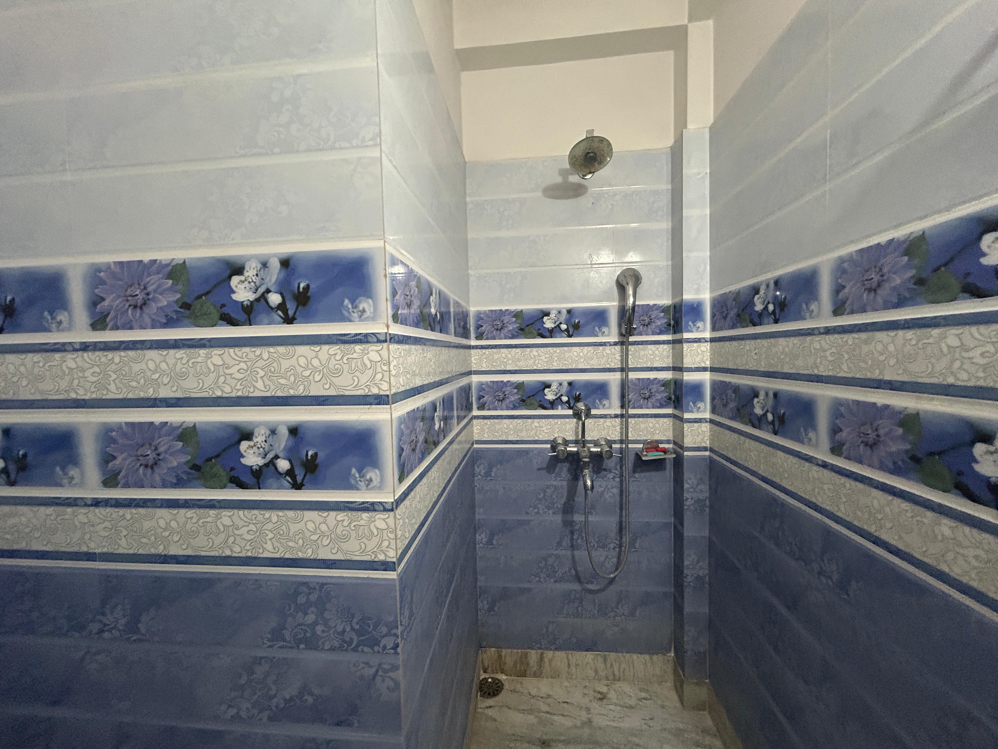 Murari Hotel & Banquet - Tap to explore photos