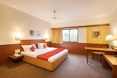 Hotel Skylon By Bizzgrow Hotels, Ahmedabad