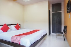Hotel O Shree Sai Srushti Regency, Dhule