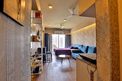 Splendid Stay opposite Surat airport, Surat