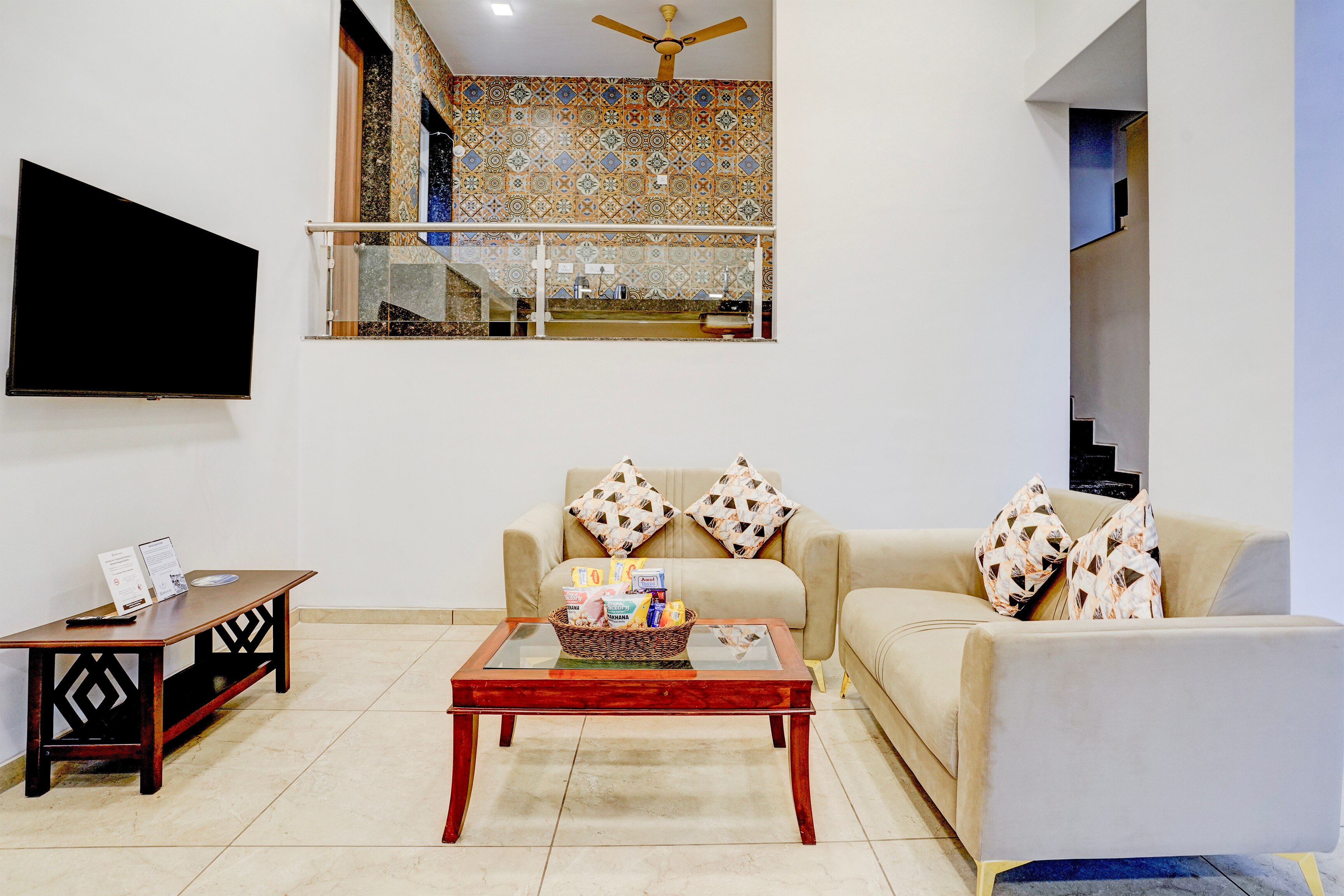 ELIVAAS Irene Jade 3 BHK with Pvt Pool & Garden - Tap to explore photos