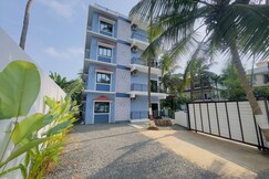 Sunset Cove Studio 202 | Calangute Pool & Balcony, Goa