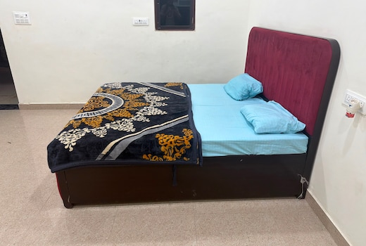 Hotel O Shri Gauri Shankar Dham