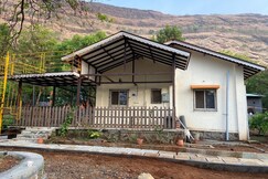 Paradise | Entire 1 BHK Farmhouse, Mulshi