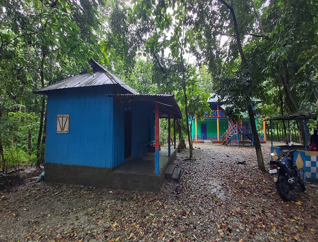 Mendabari Blue Farm Stay - Tap to explore photos
