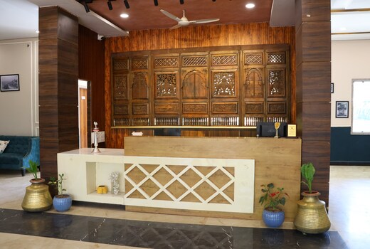THE ASHOKA garden and hotel