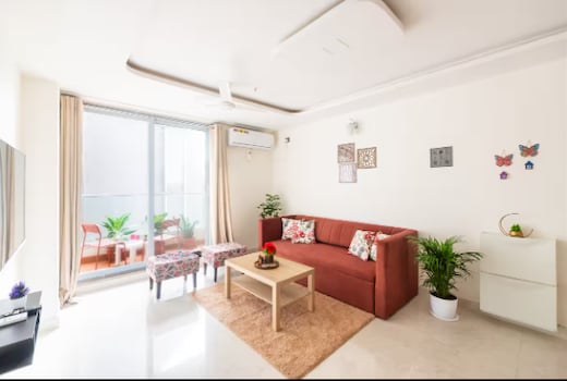 Sun-kissed, Spacious 2bhk with Balcony in Powai by Iconic Stays