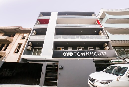 Super Townhouse Near Appu Ghar