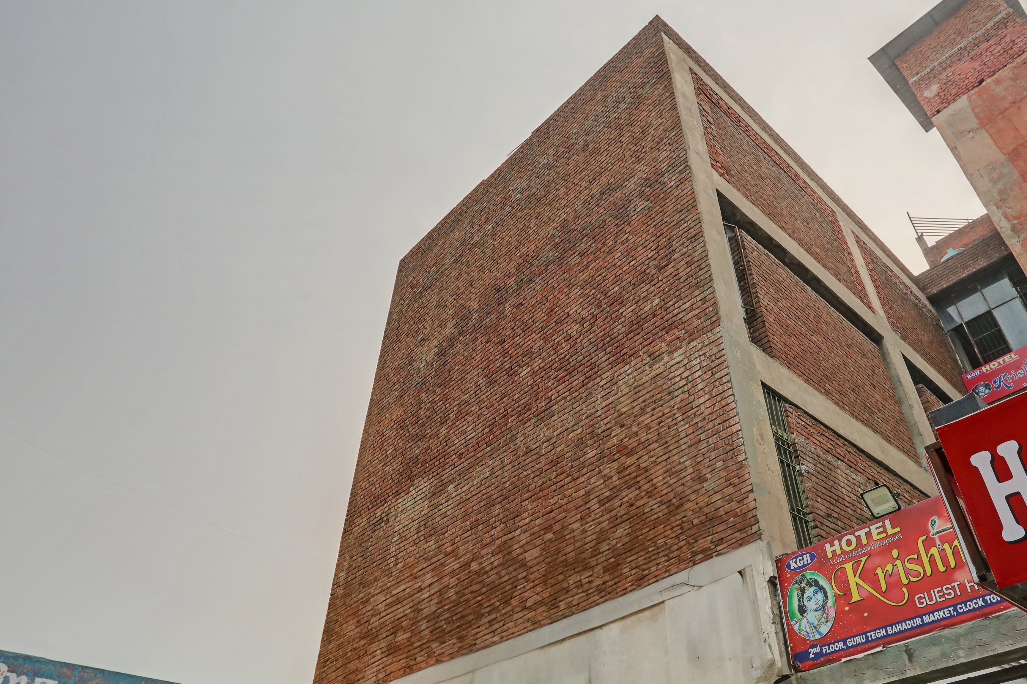 Hotel O Krishna Guest House & PG - Tap to explore photos