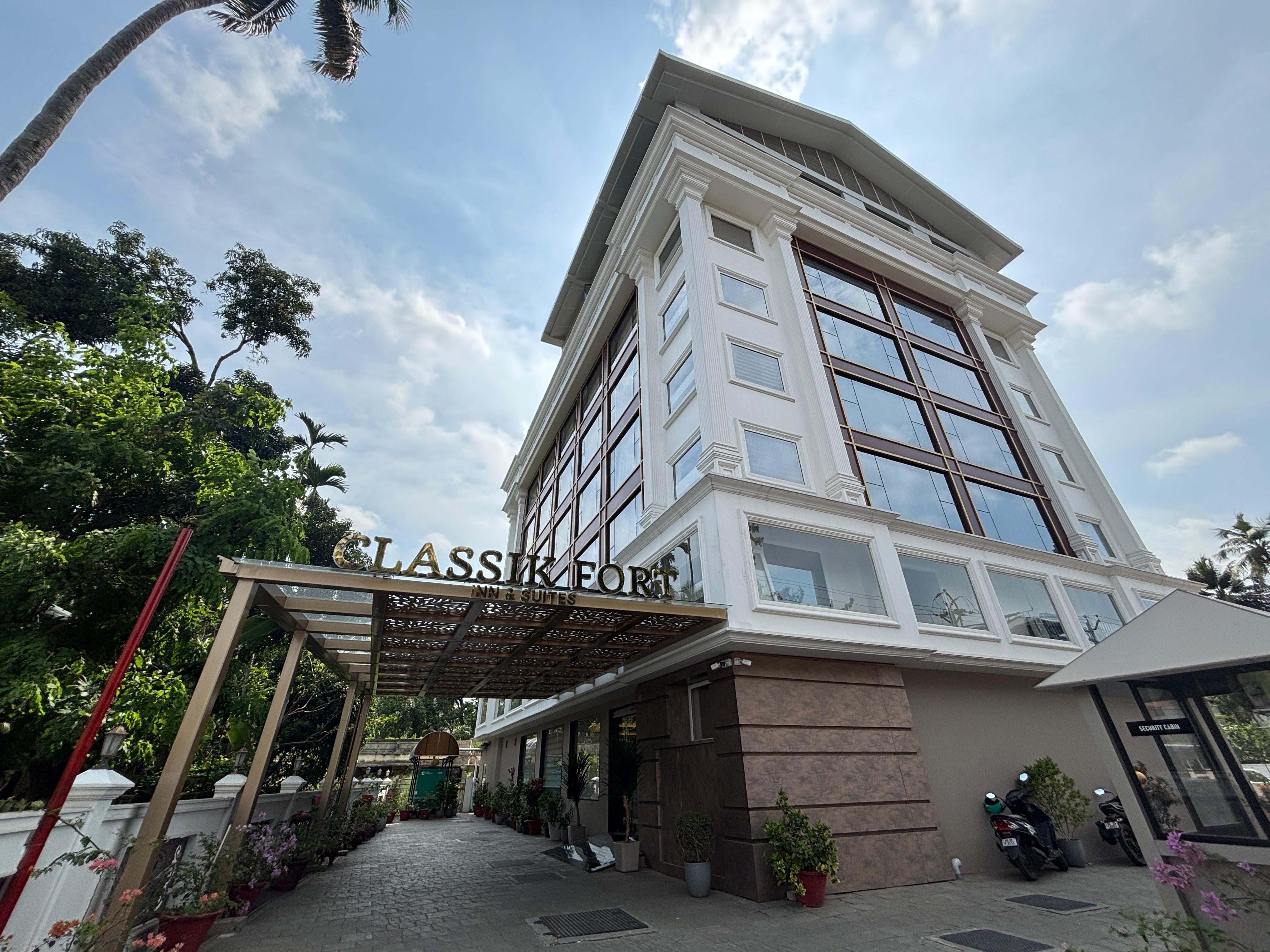 Classik Fort Inn and Suites - Tap to explore photos
