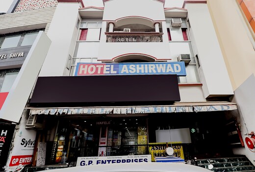 Hotel O Ashirwad