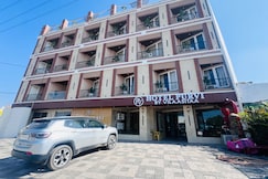 HOTEL PURVI BY VILAASITAA, Indore