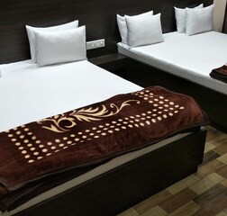 Royal Family Four Bed