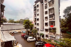 Urban Serviced Apartment, Near Nesco Goregaon East, Mumbai, Mumbai