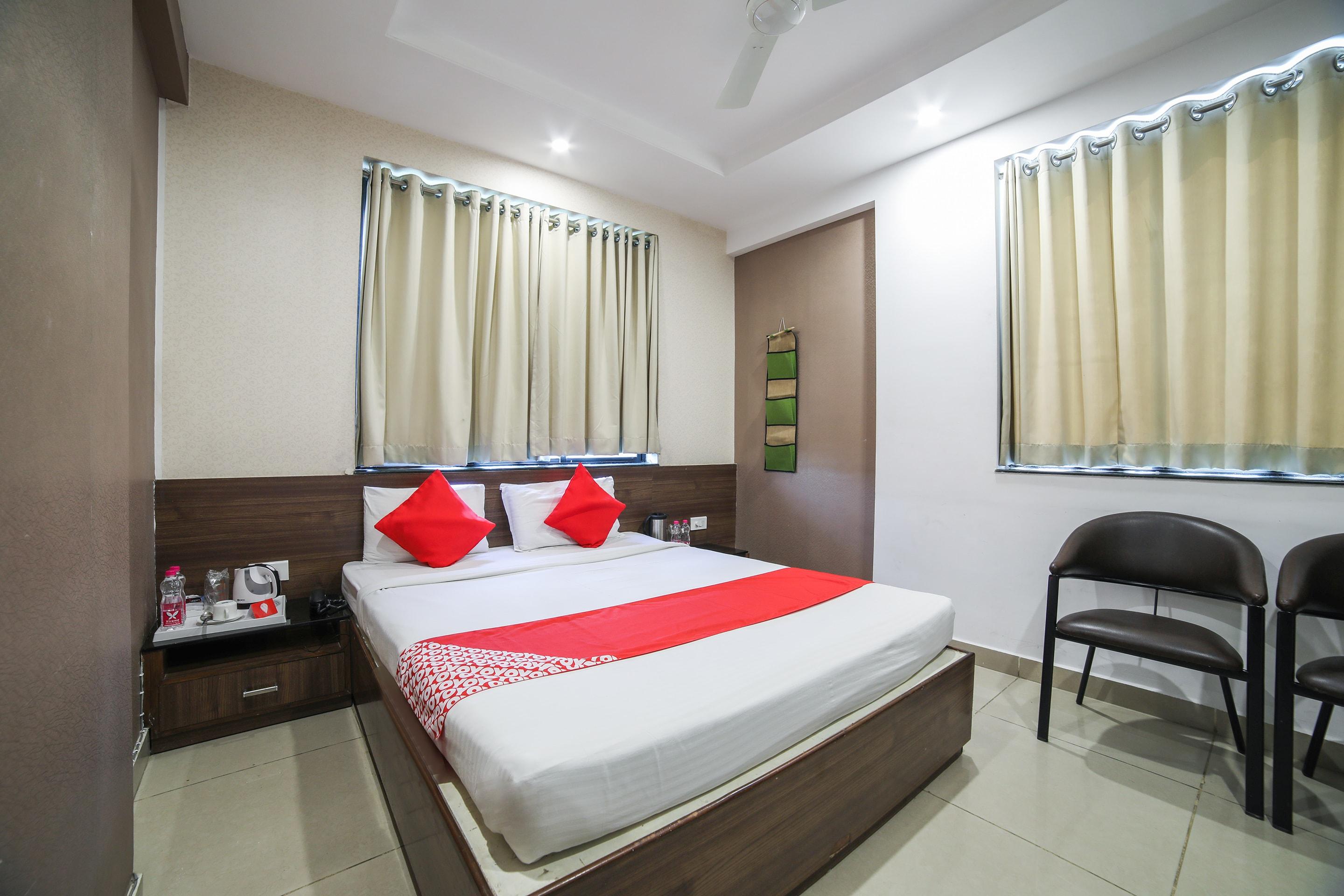 Townhouse Jaiprakash NagarMetro Station Nagpur Formerly Hotel Flora Inn - Tap to explore photos