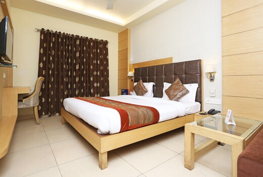 Hotel O The Oasis