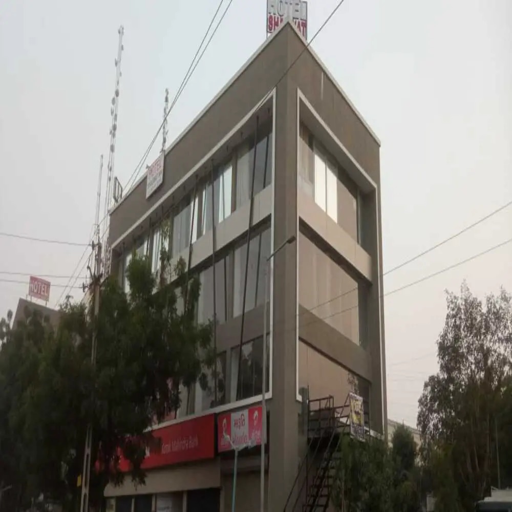 Hotel Shaswat Inn - Tap to explore photos