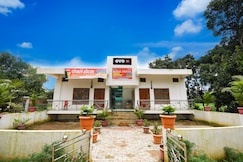 SPOT ON Royal Hotel, Palia Kalan