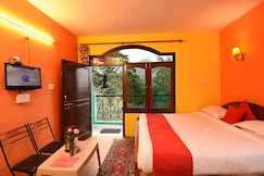 Hotel Green Leaf (500m from Mall Road), Nainital