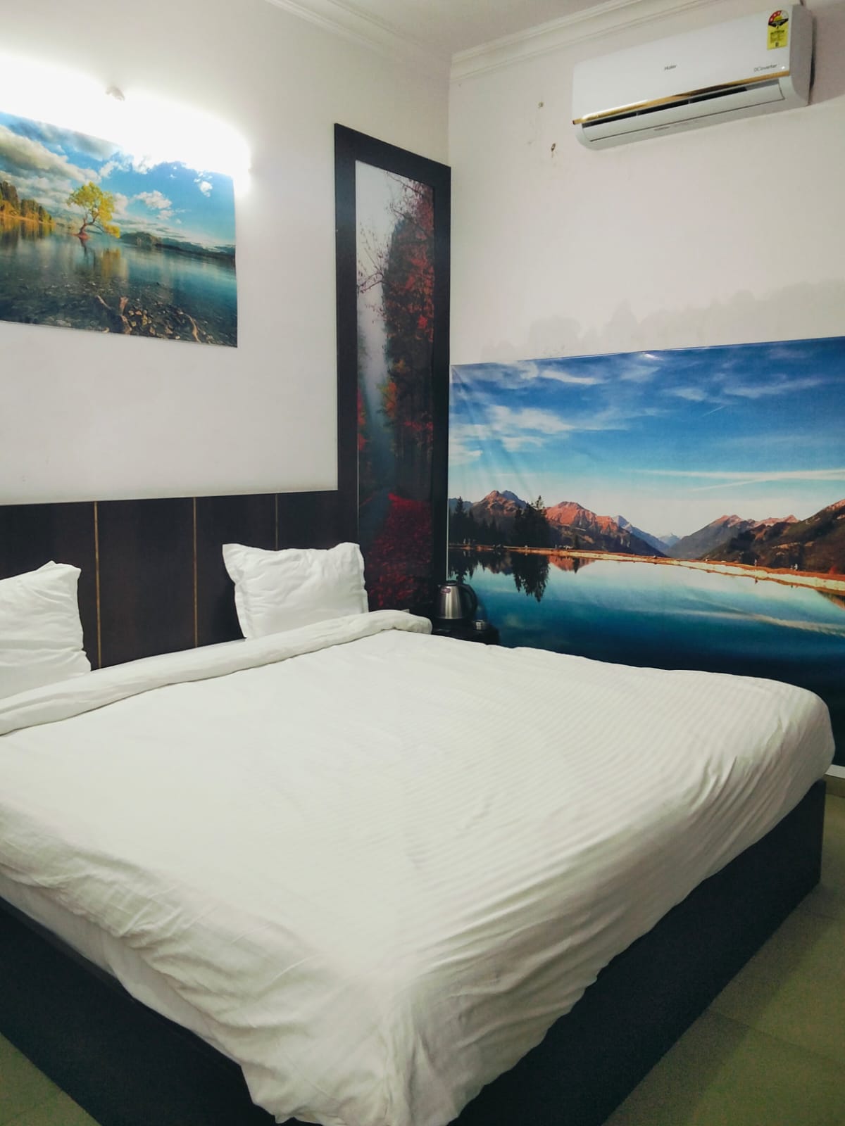 HOTEL TAMANNA - Tap to explore photos