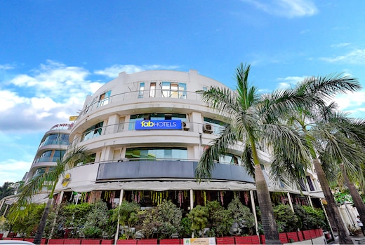 FabExpress White House - Nr. MIDC Khargar
