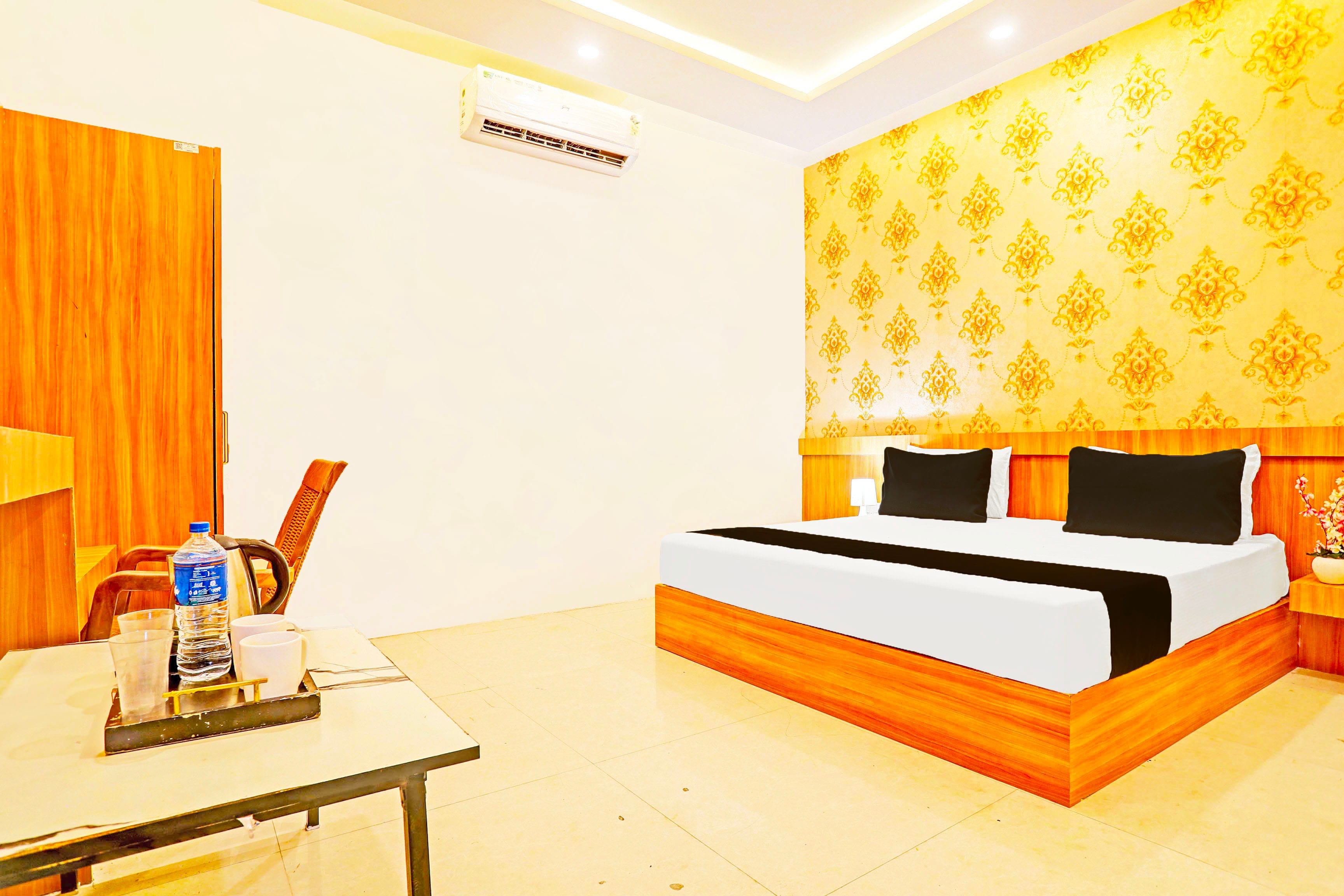 Hotel O Grand Residency - Tap to explore photos