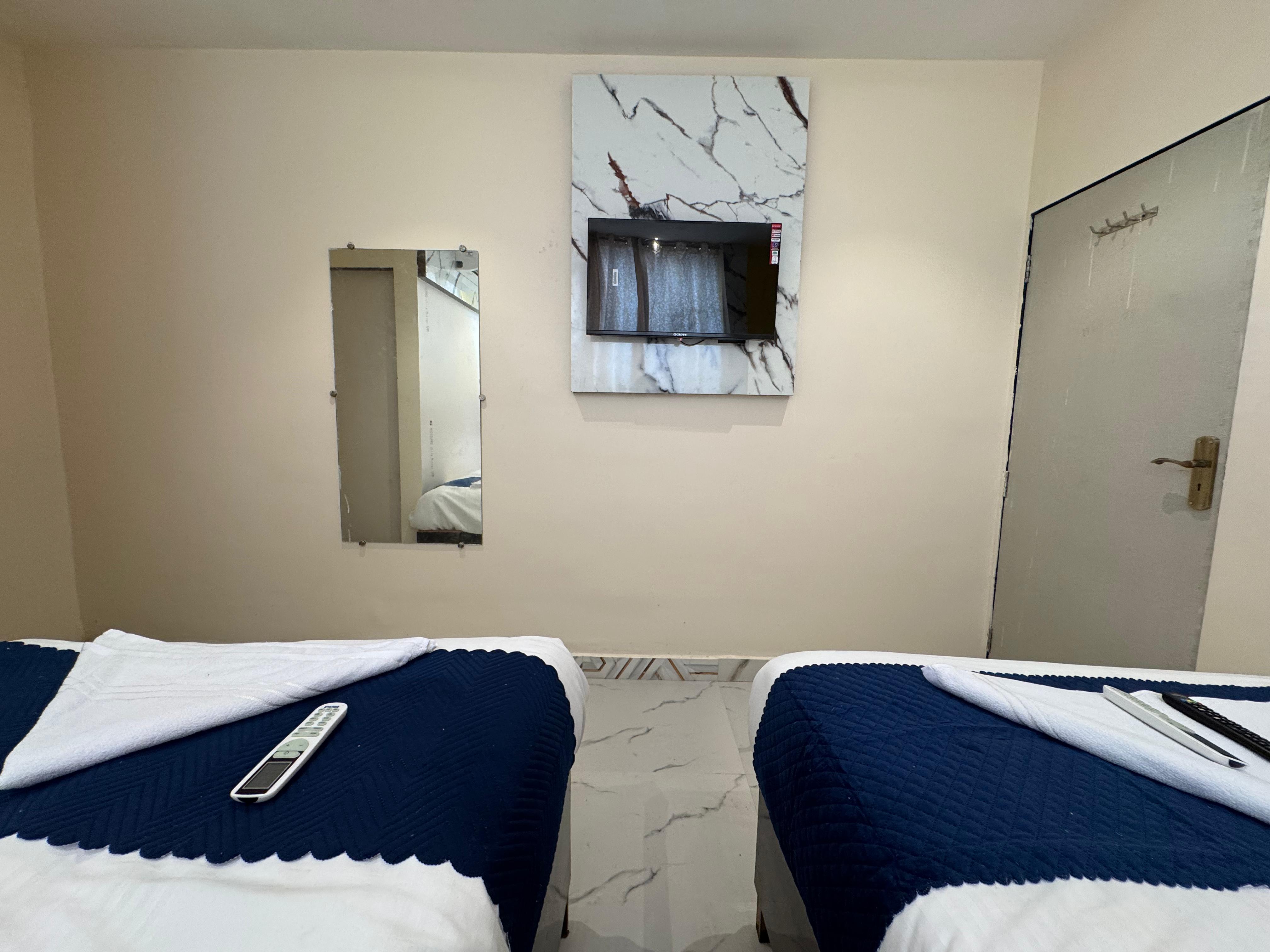 Hotel Rishi Palace - Tap to explore photos