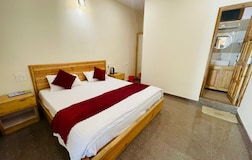 Alaknanda Room