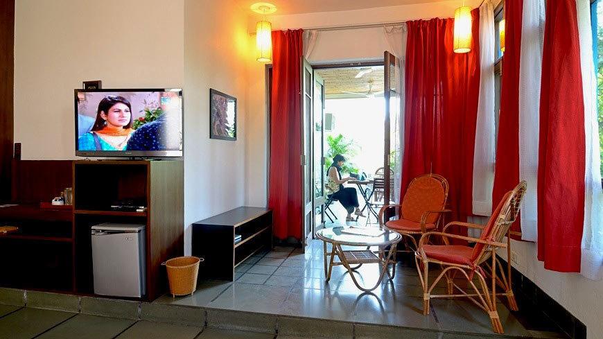 B Nineteen Bed and Breakfast Boutique Hotel - Tap to explore photos