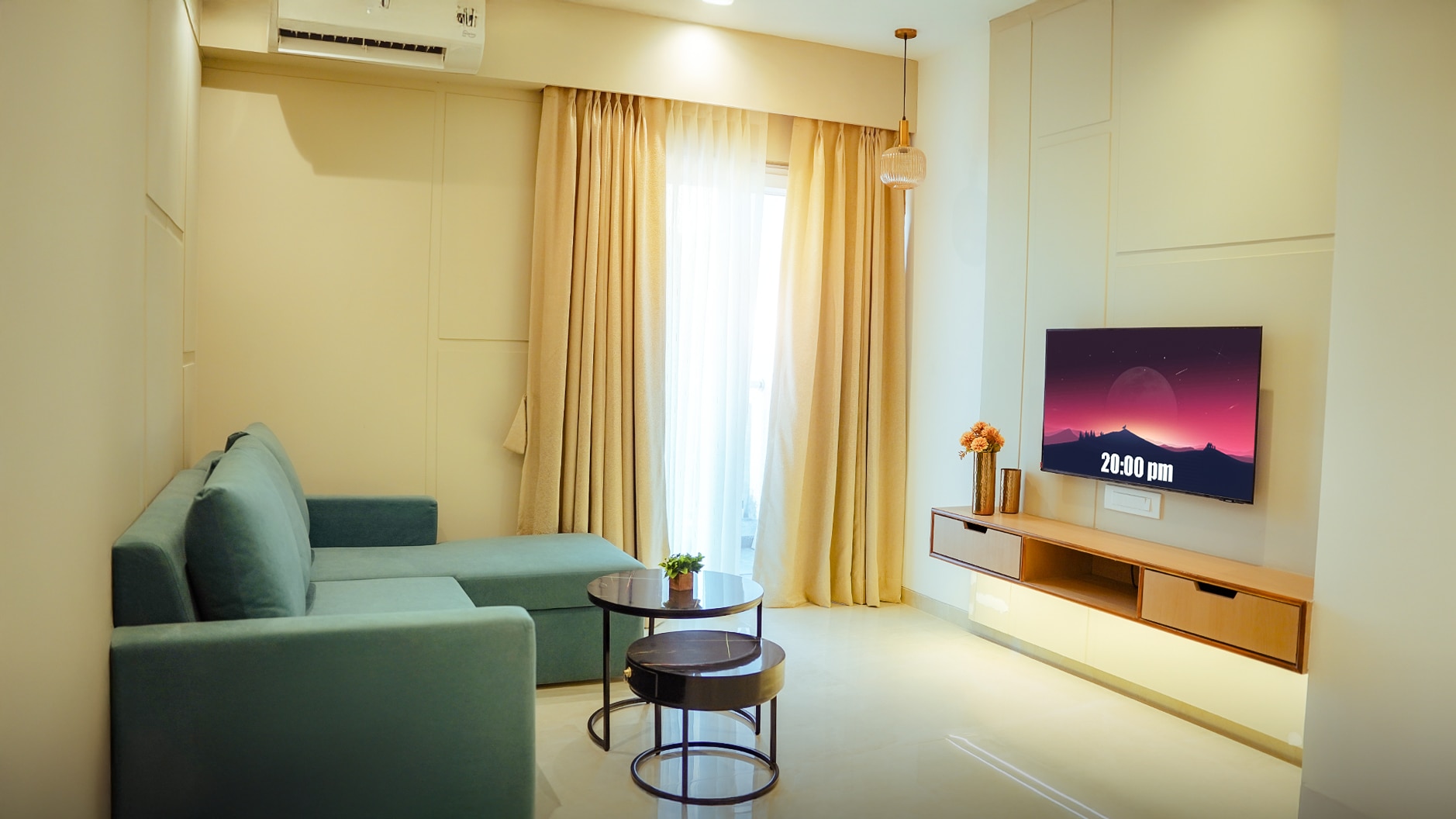 Deluxe Suite with Bath Tub 1