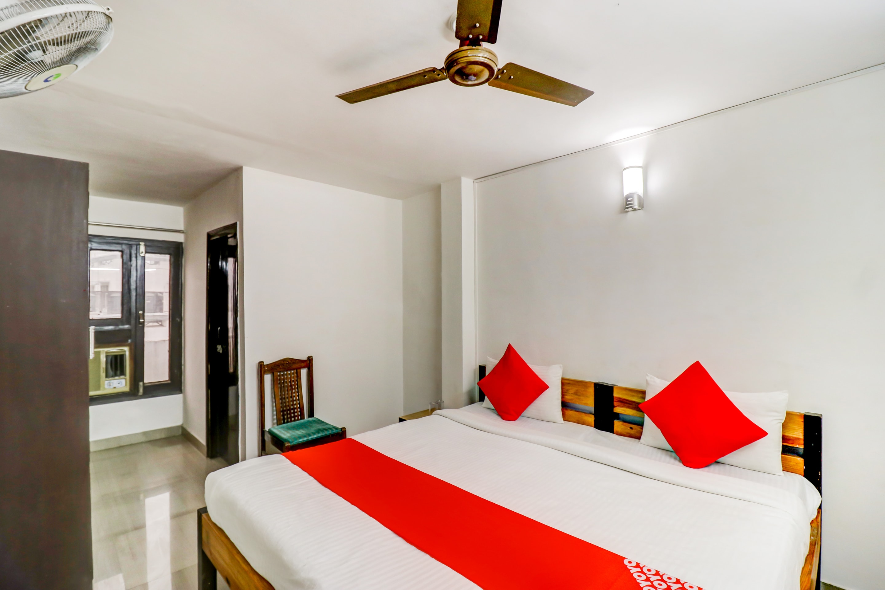 Hotel O Dhruv Inn - Tap to explore photos