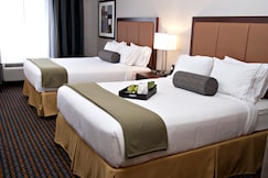 Holiday Inn Express Pembroke, an IHG Hotel, Renfrew