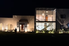 Aiyavi A Luxurious Retreat, Medchal