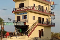 RAWAT GUEST HOUSE (NEAR BHAGWANT UNIVERSITY AJMER), Ajmer