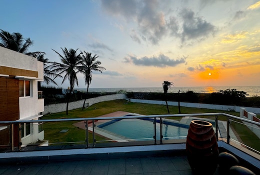 Villa Bay by Youkoso