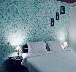 Room 1