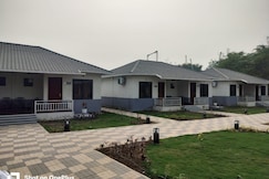 Choice Resort, Goharganj