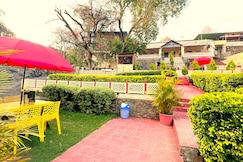 Hotel Chandravilas, Mount Abu
