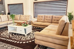 HOTEL KARAMMOOTTIL PALACE, Kottarakara